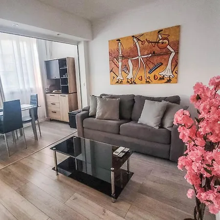 Tres Jolie A 2 Minutes De La Et Du Port De Apartment Frejus